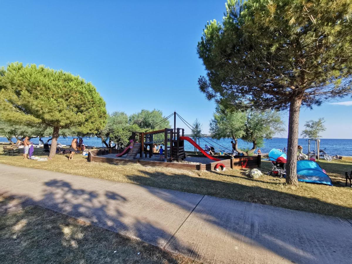 Nina Deluxe Superior 5 Star Apartment, Your Piece Of Heaven By The Sea & Park Novigrad  Exterior photo